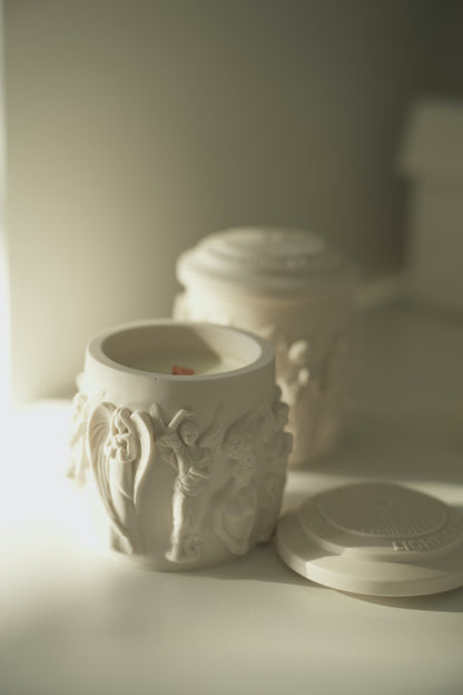 Stone Vessel Scented Candle | Silent Grove - Geranium, Cedarwood, Sandalwood