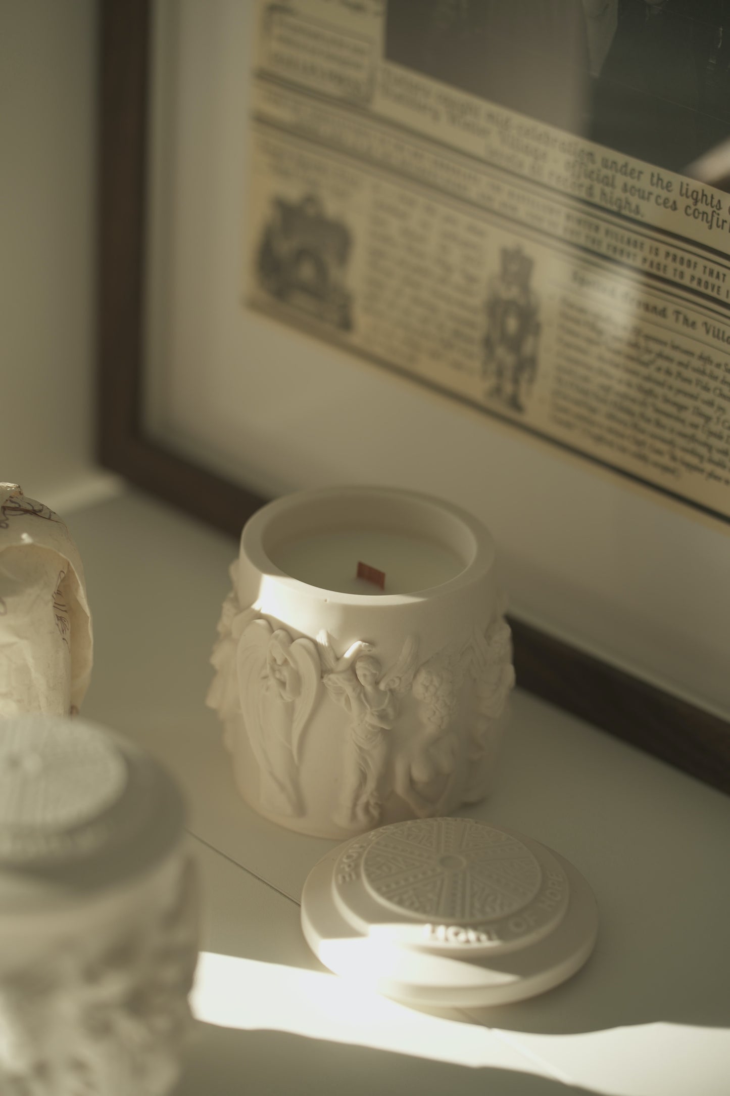 Stone Vessel Scented Candle | Silent Grove - Geranium, Cedarwood, Sandalwood