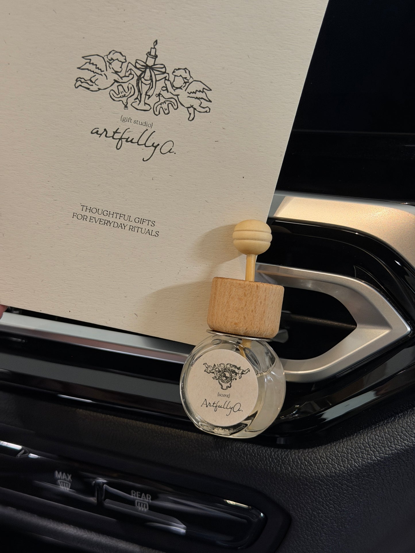 Car Diffuser | Vent Clip Aromatherapy for Vehicle | Silent Grove - Geranium & Cedarwood Scent